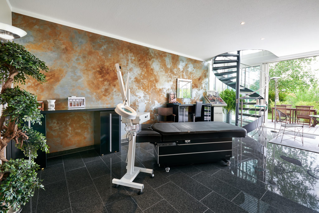Modernisierung Kosmetikstudio in Durach